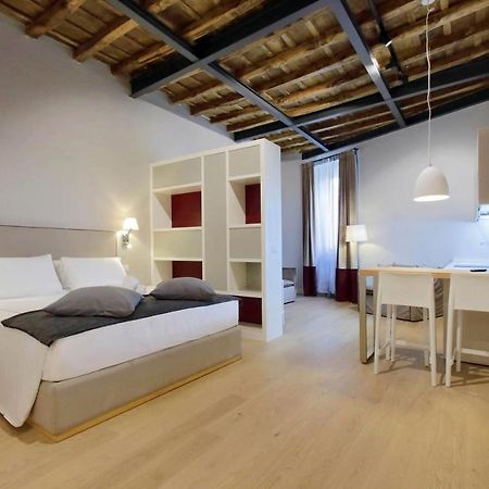 Monti Panisperna Suites Рим Екстер'єр фото