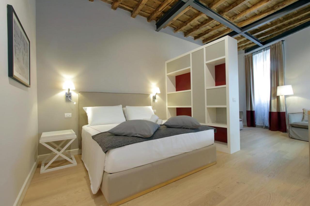 Monti Panisperna Suites Рим Екстер'єр фото