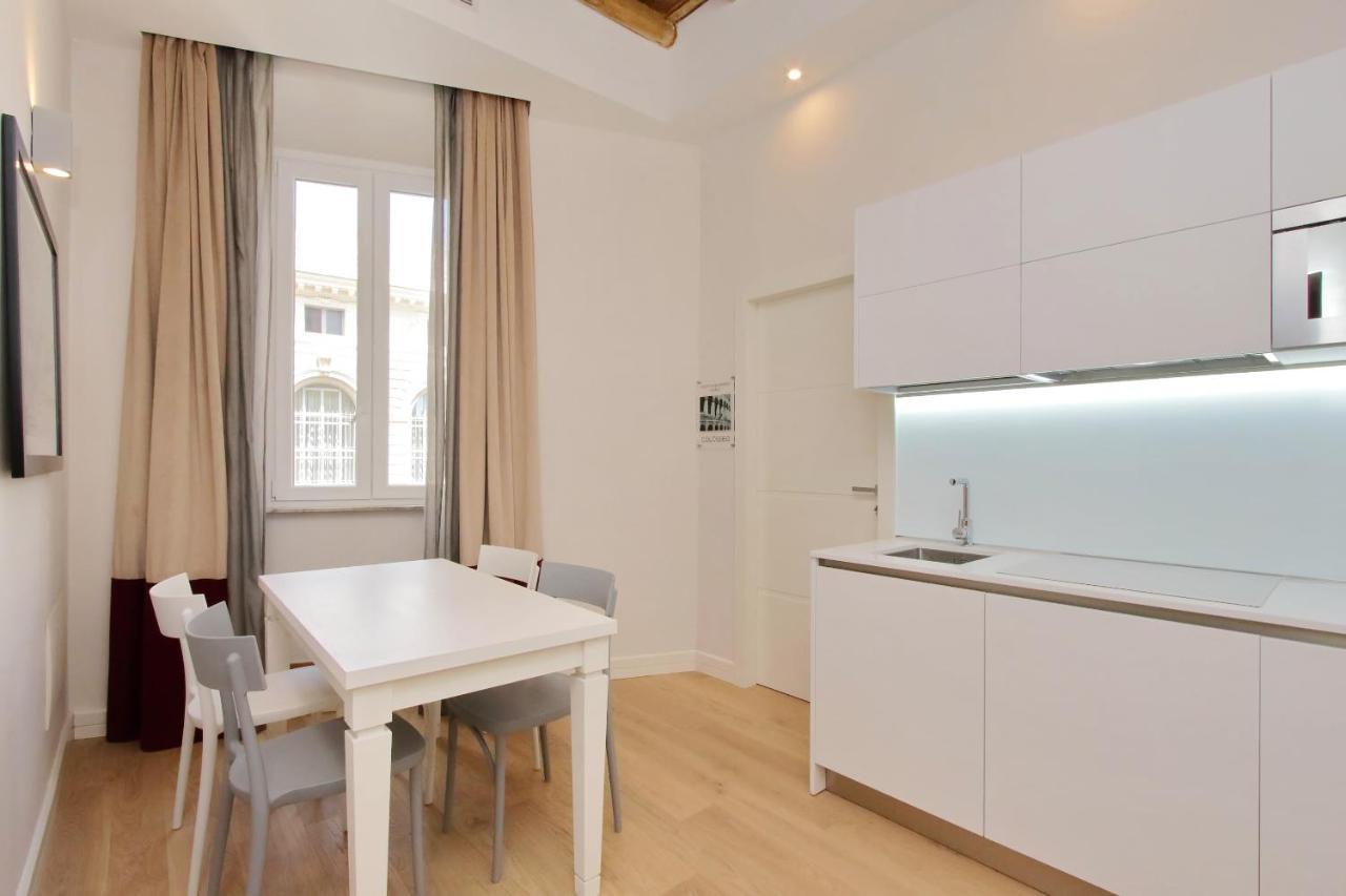 Monti Panisperna Suites Рим Екстер'єр фото